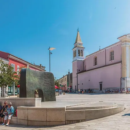 1 Bedroom Gorgeous In * Poreč