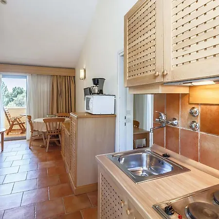 1 Bedroom Gorgeous Apartment In Porec Apartman Porec